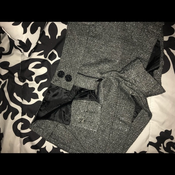 Polyester shorts - Picture 5 of 6